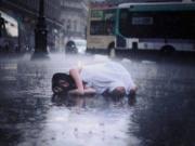 Góc khuất nạn cờ bạc, rượu chè và nghèo của diễn viên Việt
